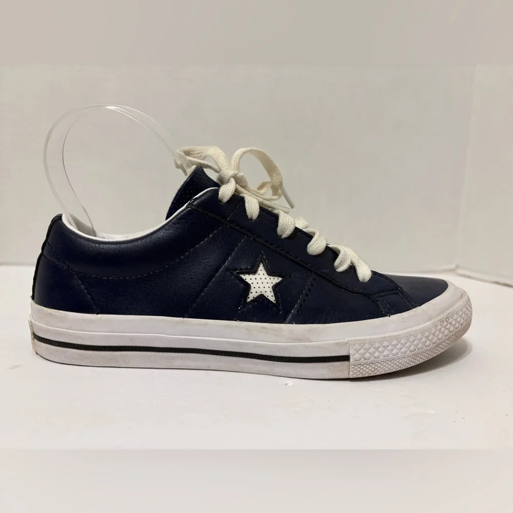 Converse sneakers have